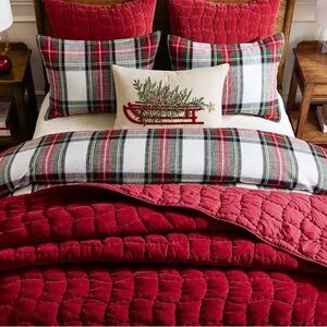 Pottery Barn Stewart Plaid King Duvet NEW